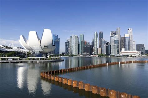 Japanese, Mideast Firms Turn to Southeast Asia, BofA’s Siah Says.